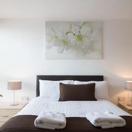 Appartamento Base Serviced - Duke Street *