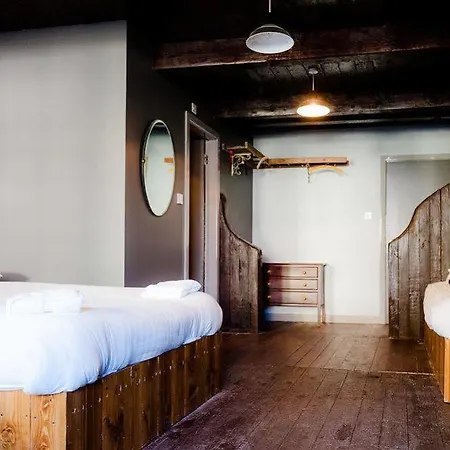 Apart Otel Le Bateau Liverpool