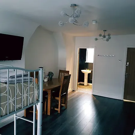Anfield Guest house Liverpool