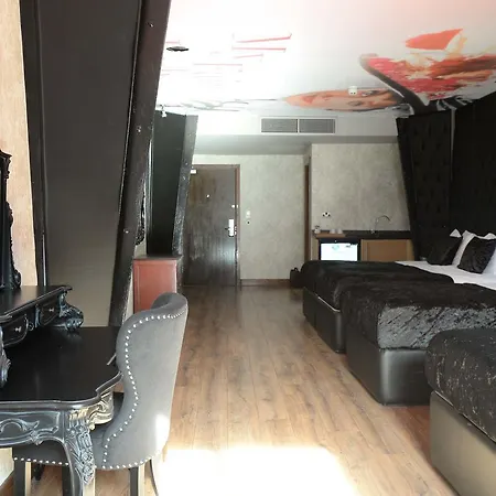 The Arthouse 4* Liverpool
