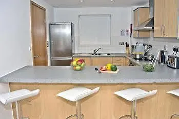 Base Serviced - Duke Street Otel Liverpool