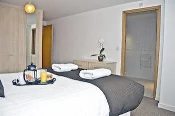 Base Serviced - Duke Street 3*