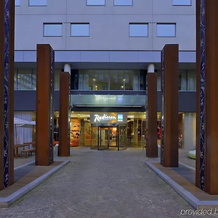 Radisson Blu Hotel, 4*