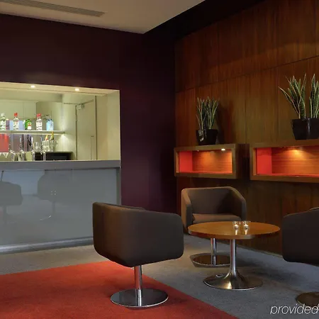 מלון Radisson Blu Hotel, 4*