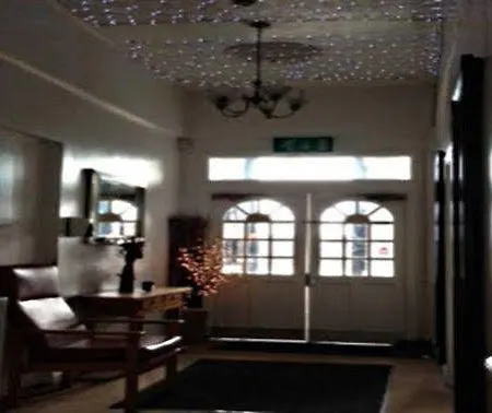 Hotel Manor House