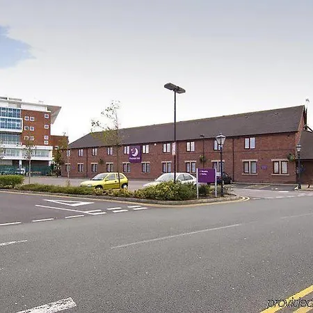 Premier Liverpool Otel Aintree