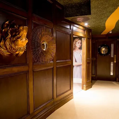Signature Living At Shankly