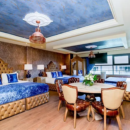 Signature Living At Shankly 4*