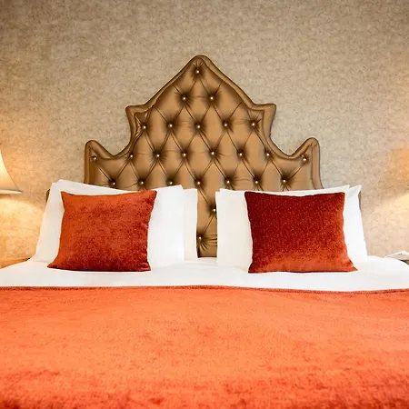 Signature Living At Shankly 4*