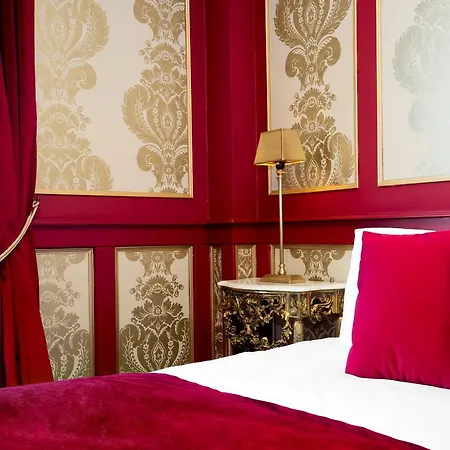 Signature Living At Shankly 4*