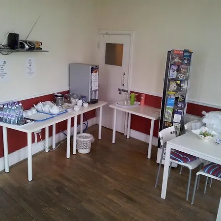 The Knowsley - Not Open To The Public 2* Liverpool