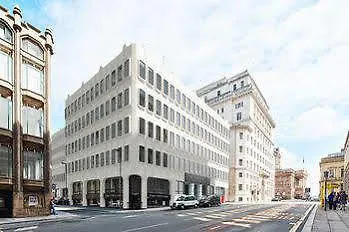 Dream Water Street Aparthotel