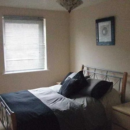 Waterloo Quay Otel 4*