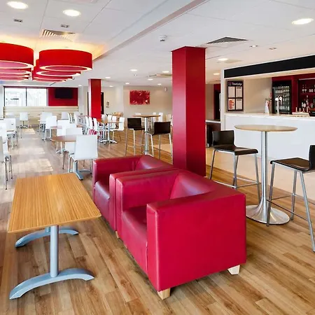 Hotel Travelodge The 3*