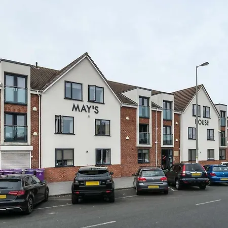 Mays - 102 Mill Street, Free Parking, 2 Minute Walk To Baltic Market And Centre - Sleep 1-10 Guests Apart Otel Liverpool