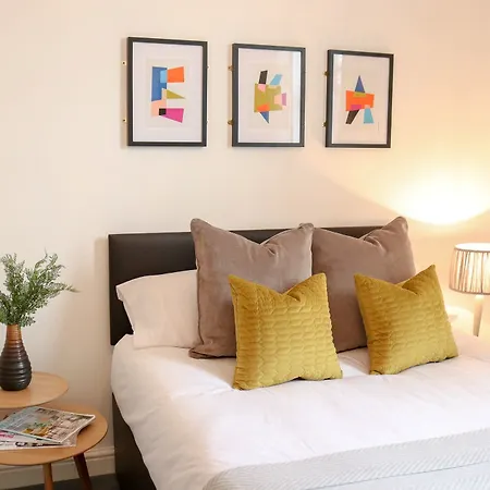 Bentley Apartment Liverpool