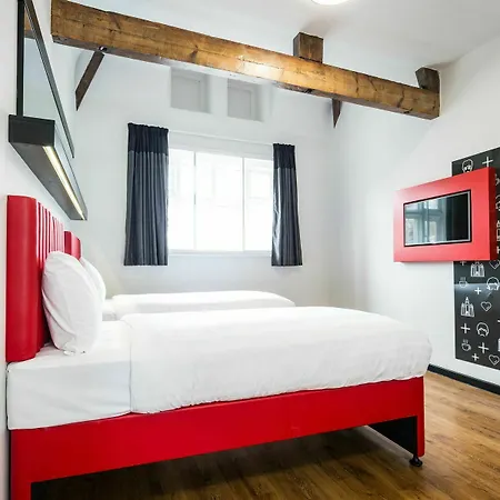 Tune Hotel 2*