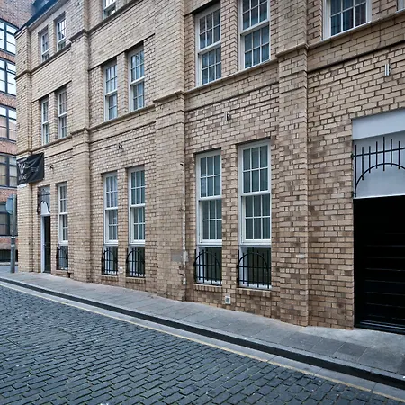 Ware - Fleet Street 3*