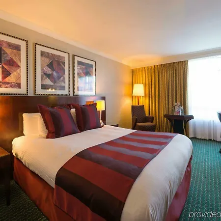 Отель Crowne Plaza - John Lennon Airport By Ihg Ливерпуль