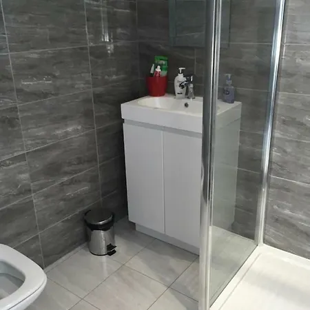 Bed and breakfast 88 Anfield Road Liverpool