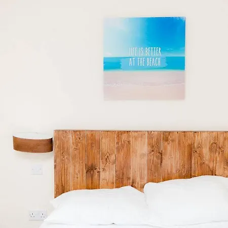 Apart Otel Le Bateau 3*
