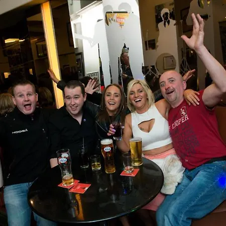 Hanover & Mccartney's Bar 2* Liverpool
