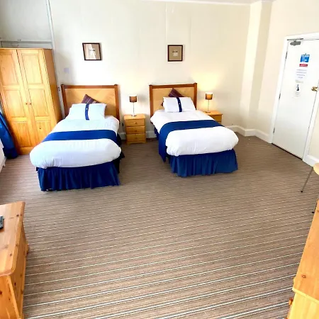 Stalbridge 3* Liverpool