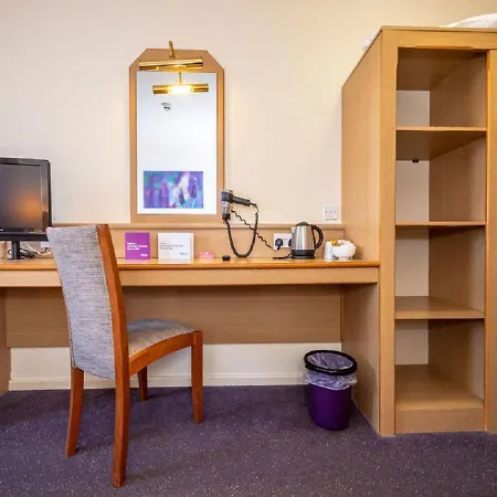 Stables Inn, Aintree 2*