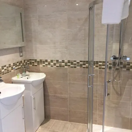 The Marlborough 3* Waterloo