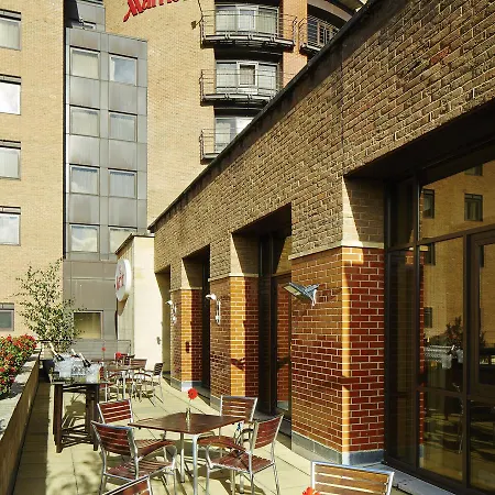 Hotel Delta By Marriott Centre