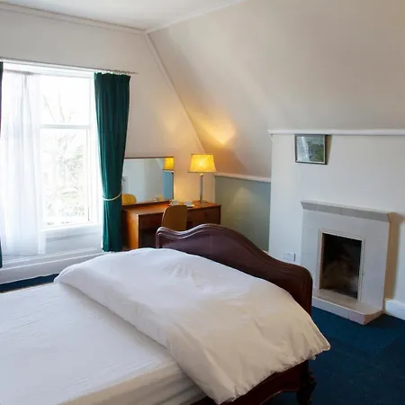 Square Tree House Oda ve Kahvaltı Liverpool