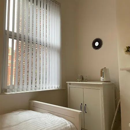 Citystays With Free Parking * Liverpool