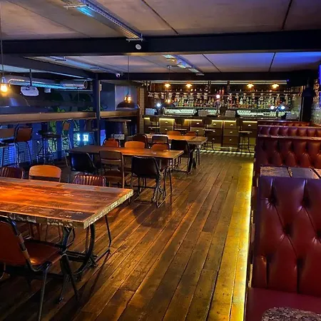 Alberts Liverpool