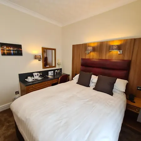 The Royal Hotel Crosby (Merseyside)