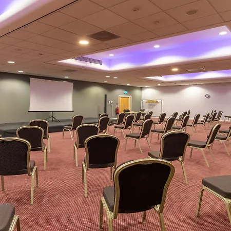 Hotel Centre By Ihg 4*