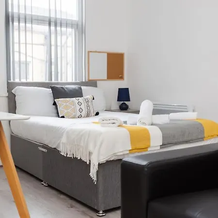 St Marys Studios-free Street Parking * Liverpool