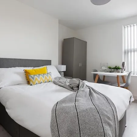 St Marys Studios-free Street Parking * Liverpool