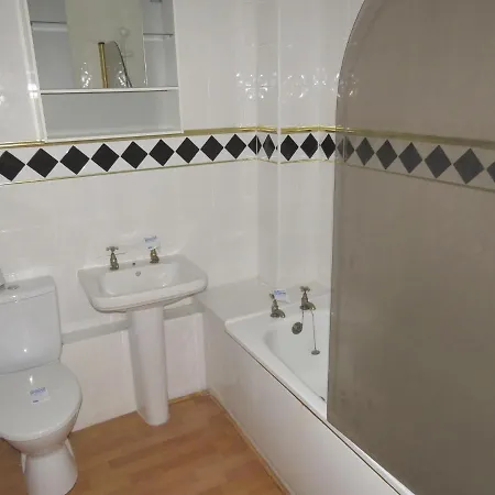 The Court Ii Apartment *