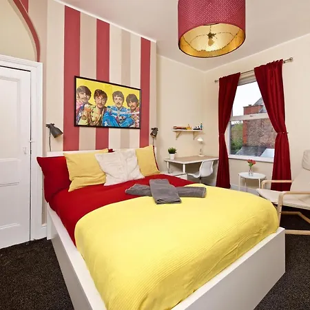 - The Beatles Theme House - Penny Lane Dd1 Liverpool