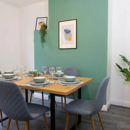Keith House - Air Host & - Free Parking * Ливерпуль