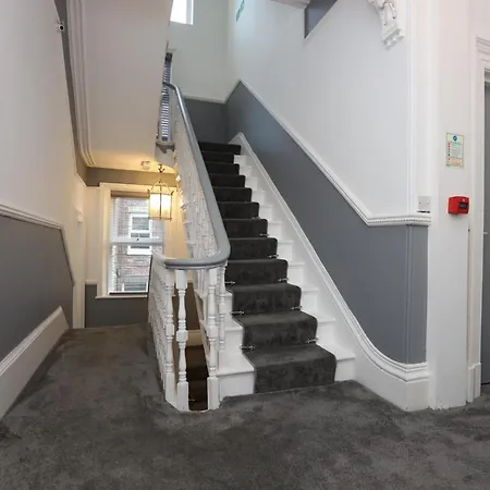 Hotel Anfield 3*