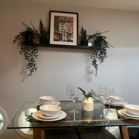 Halifax House Apartment