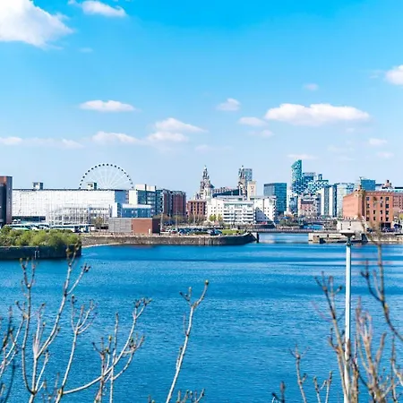 Holiday home Host & - Marina View Penthouse Liverpool