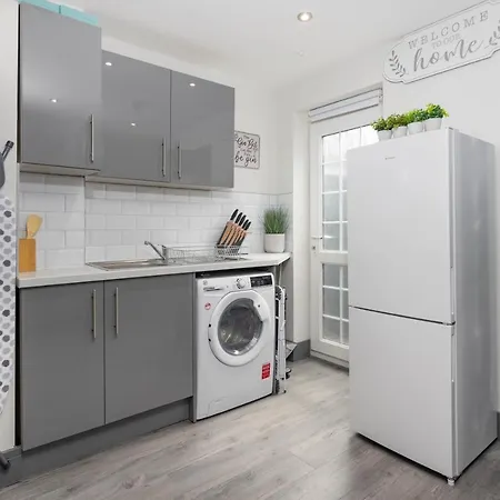 Teck House - Air Host & - 5 Mins To Hospital Holiday home Liverpool