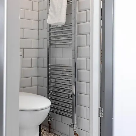 Teck House - Air Host & - 5 Mins To Hospital Holiday home Liverpool