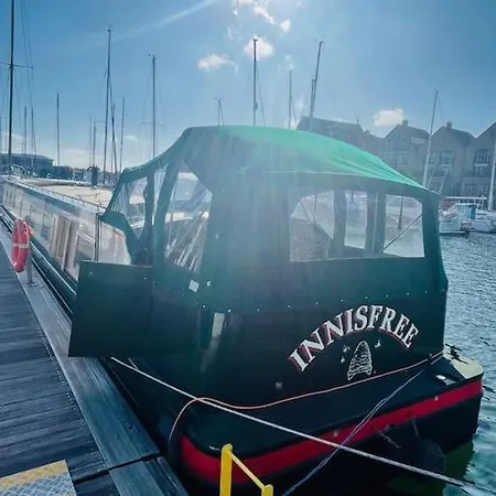 Lovely 2-bedroom Barge Brunswick Dock Liverpool! Botel Liverpool