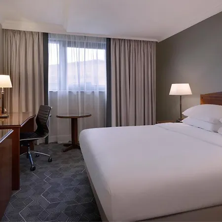 Delta By Marriott Centre