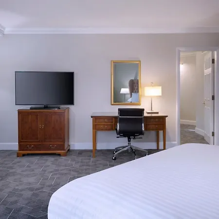 Hotel Delta By Marriott Centre