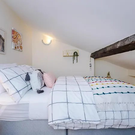 Lägenhet Large Duplex In Centre! Lime Street! Football! Ideal For Stag And Hen Do Stays!