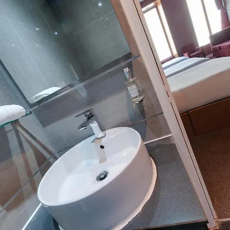 Hotel Boutique 56 *